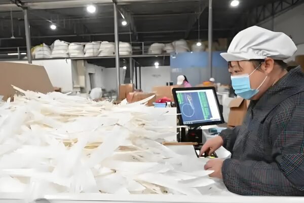 Goose feather shuttlecock